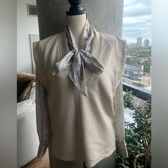 Avec Les Filled Animal Print Blouse - Picture 9 of 9